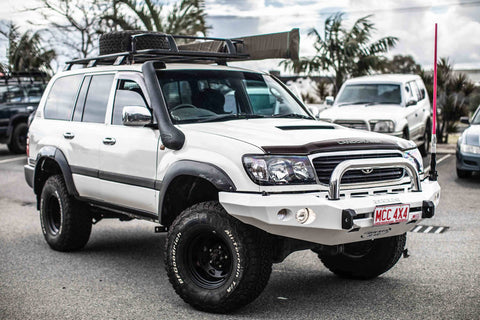 MCC Rocker 078-01SQSBL Single Sand Black Loop Bull Bar - Toyota LandCruiser 200 1998-2007 - Image 2