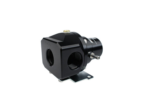 Aeromotive 2 Port By-Pass Regulator Carb ARO13212