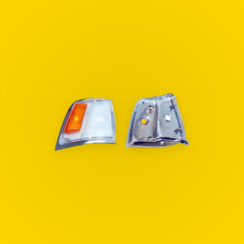 Chrome Corner Indicator Light for Toyota Hilux RN85 LN100
