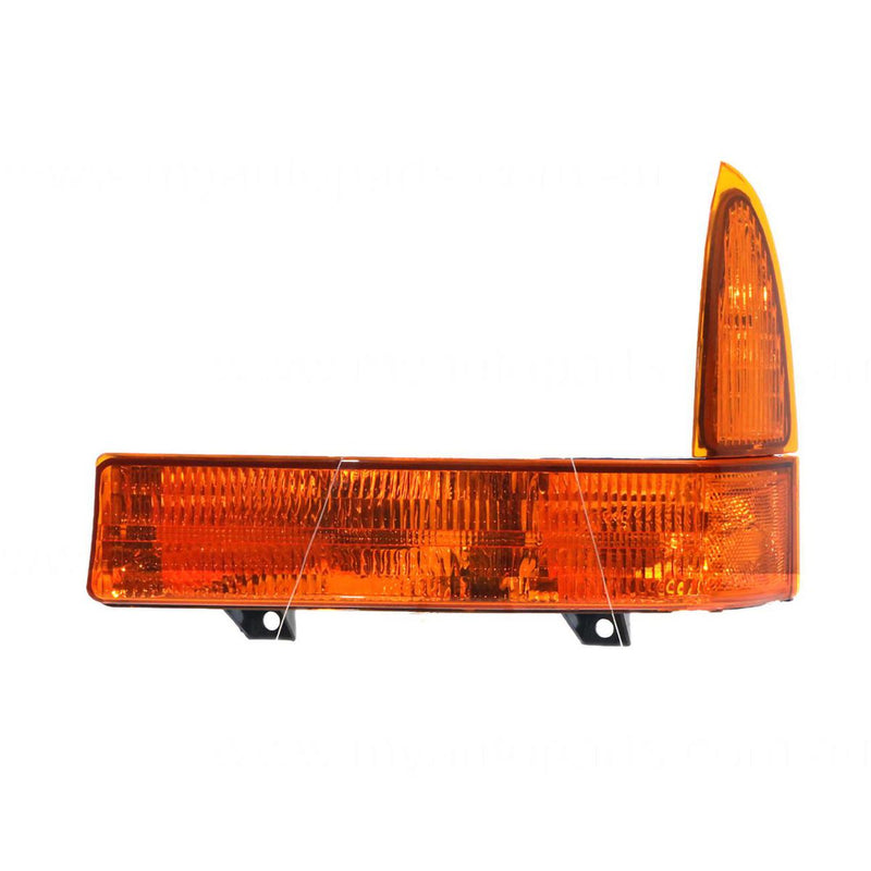 APG All Crash Front Park / Indicator Lamp Passenger Side