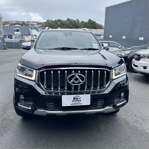 Black matte suv with chrome grille and sleek led headlights featuring bonnet guard protector stone guard for ldv t60 MAXUS 2017-2020