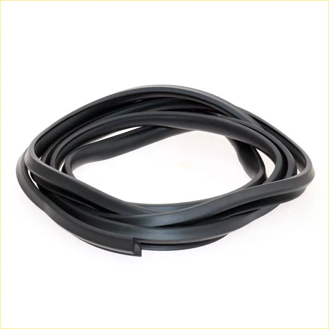Black rubber bootlid weatherstrip for nissan datsun bluebird 510 1600 coiled neatly for 1968-1973 models