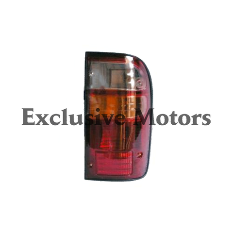 Toyota Hilux Right hand Tail light (2002-2004)