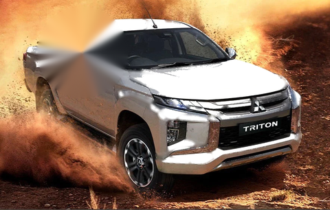 Mitsubishi Triton L200 Chrome Cover Trim + Fog Lamp Spot Light (2019-2022)