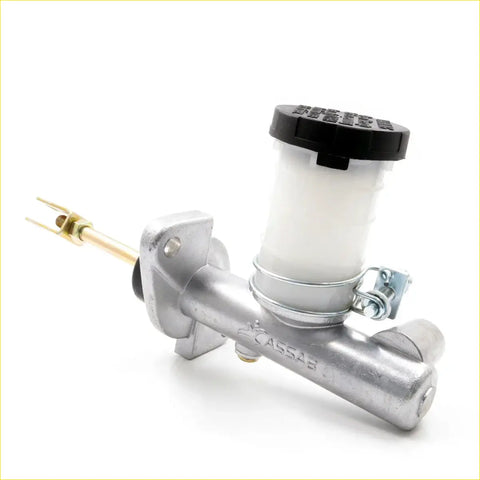 Silver metal clutch master cylinder with black cap translucent reservoir and assaab brand for datsun nissan pathfinder