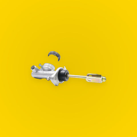 Clutch Master Cylinder for Nissan Navara D21 SD25 TD25 1986-2008