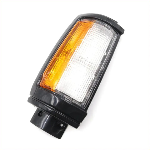 Black plastic corner light with clear lens amber and white sections for mitsubishi l200 1987-1996 side marker light