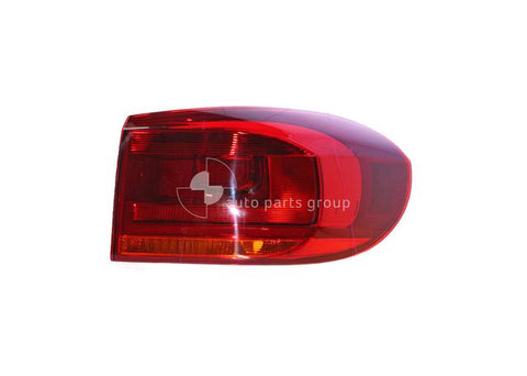 APG All Crash Tail Lamp Drivers Side Certified Suits