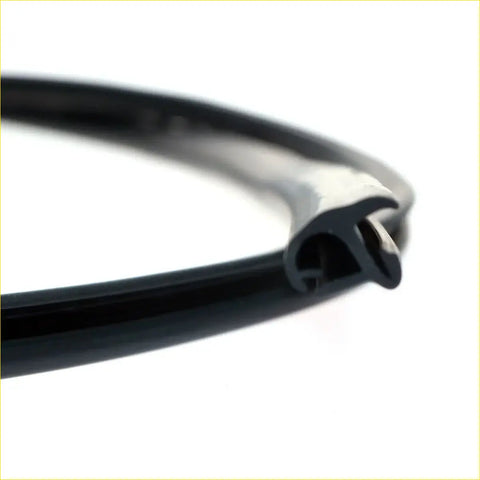Black rubber weather stripping seal with u-shaped cross-section for fr windshield rubber molding toyota hilux 1997-2005