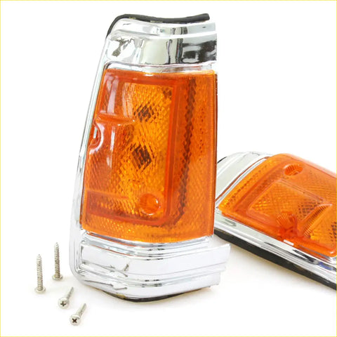 Chrome finished rectangular amber front signal light with textured lens and ribbed base for nissan datsun 720 1980-1989
