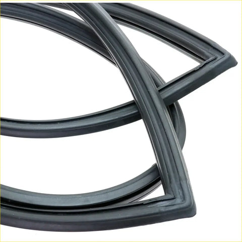 Black rubber front windshield weatherstrip for Nissan Datsun Bluebird 510 1600 1968-1973 with smooth flexible texture and reinforced edges