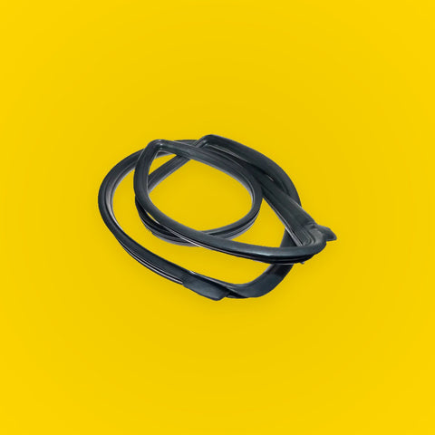 Front Windshield Weatherstrip for Toyota Hilux 1988-1997