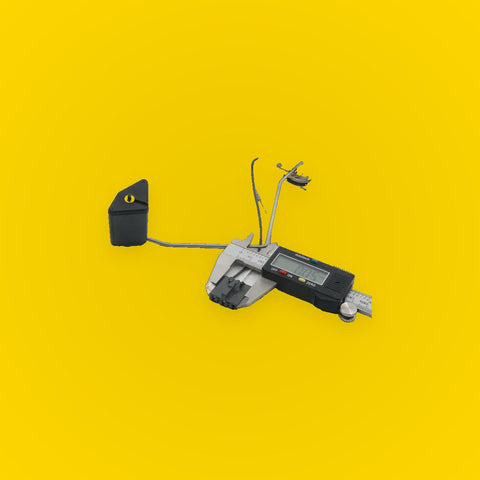 Fuel Tank Gauge Sending Unit for Toyota HiluxMK6 SR5 4WD 2004-2011