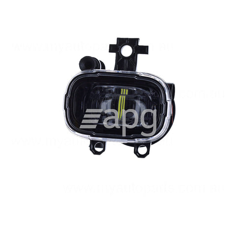 APG All Crash Nissan Navara 4x4 OEM Fog Lamp Passenger