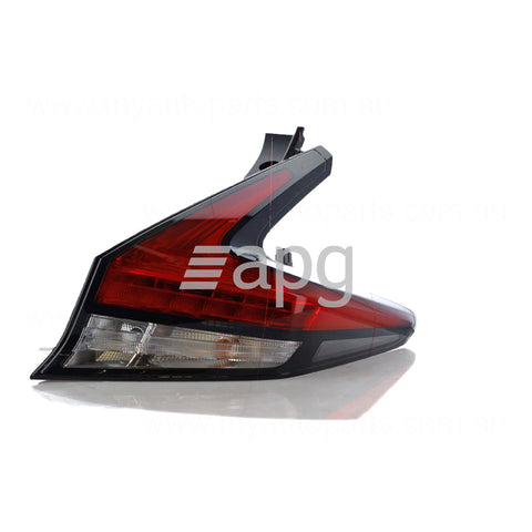 APG All Crash Nissan Leaf OEM Tail Lamp Drivers Side