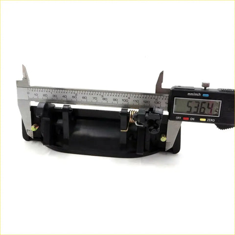 Lh black exterior door handle for mazda bravo b2000 with black plastic and metallic spring measured at 53.64mm