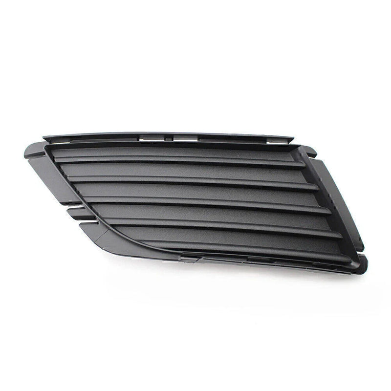 Vauxhall Corsa C Front Bumper Fog Light Grille Right (2003-2006)