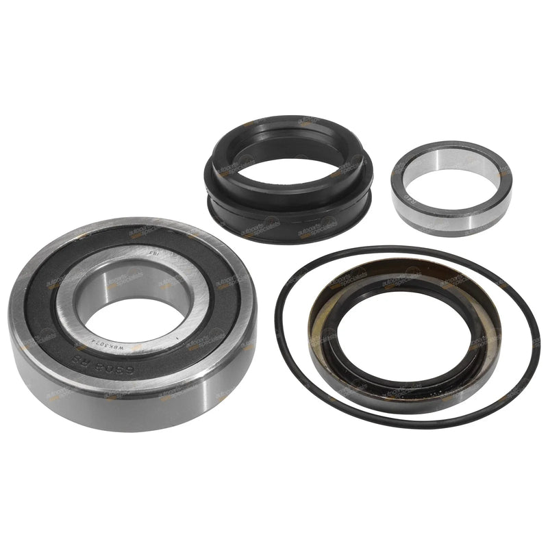 Toyota Dyna YH81R Rear Wheel Bearing Kit (1985–1995)