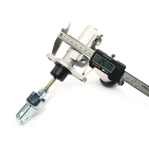 Toyota Hilux KDN145 KDN150 KDN165 LN165 Clutch Master Cylinder