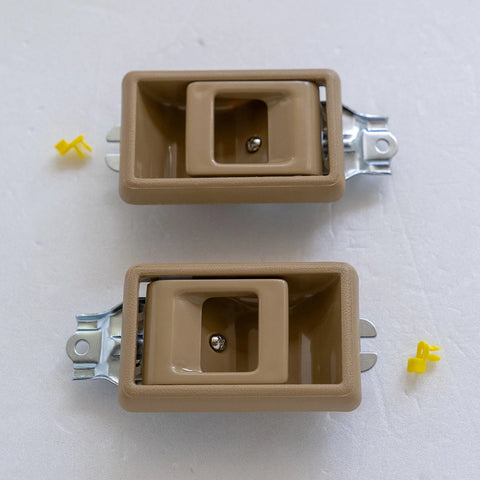1983-1988 Toyota Hilux LN50 RN55 LN56 YN58R Inner Door Handles (2 x Brown)