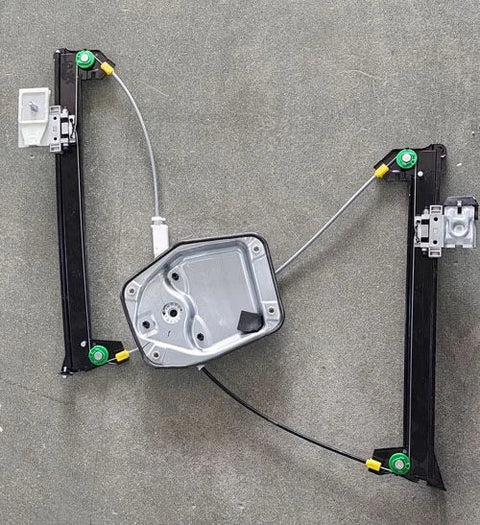 Volkswagen EOS Front Right Window Regulator Without Motor (2007–2014)
