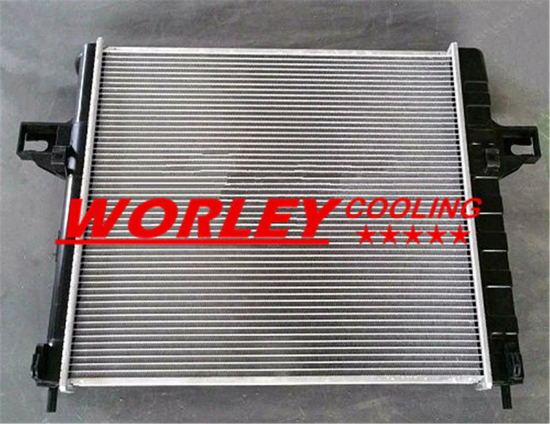 Jeep Grand Cherokee WJ & WG 4.7L V8 Radiator (1999-2005)