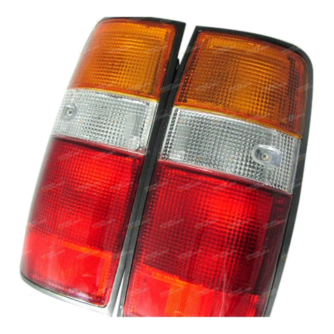 Toyota Landcruiser 80 Series LH+RH Tail Lights / Pair / (1990–1997)
