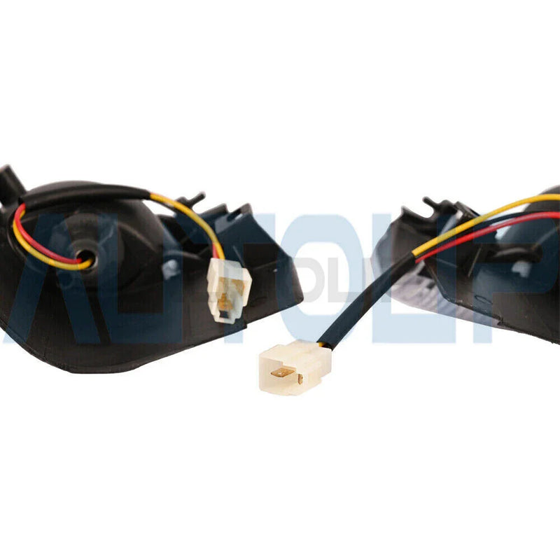 Nissan UD1800 UD2000 UD2300 UD2600 UD3300 Corner Lamp LH & RH (1995–2010)
