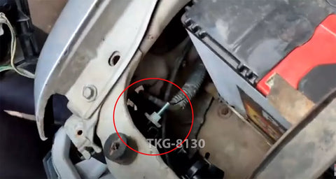 Toyota Hilux MK4 2 x Headlight Bracket Adjusters (2001-2004)