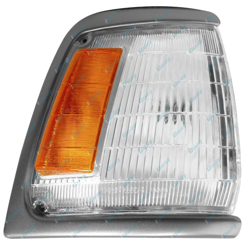 Toyota Hilux LN85 LN86 RN85 RN90 YN85 Right Corner Light Lamp Indicator
