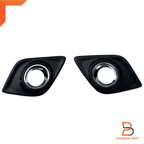 Toyota Hilux Ute Black Fog Lamp Cover Chrome Trim (2015-2020)