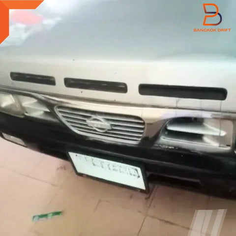 Nissan Navara D21 Black Bonnet Hood Vent Grille Inserts (1986-1997)