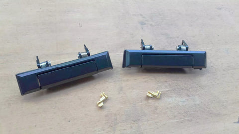 Toyota Hilux, Land Cruiser Black Metal Outer Door Handle (84-88)