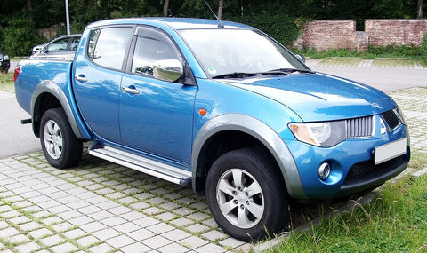 Mitsubishi Triton L200 4 x 4WD PVC Side Cabin Rear Sticker Decal (05-14)