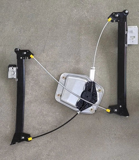 Volkswagen EOS Front Right Window Regulator Without Motor (2007–2014)
