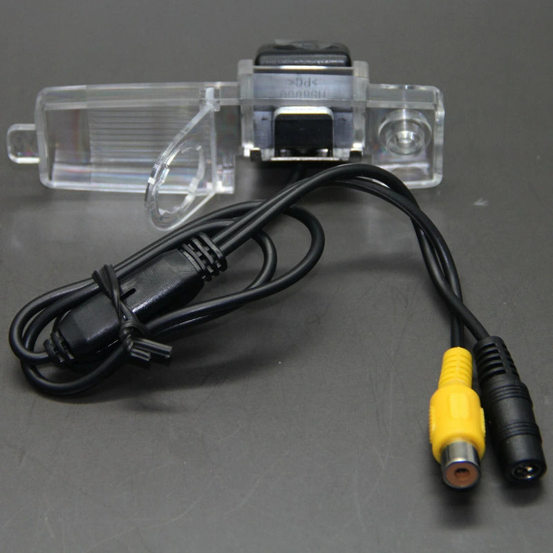 Toyota Hiace Rear View Backup Camera (2004–2010)