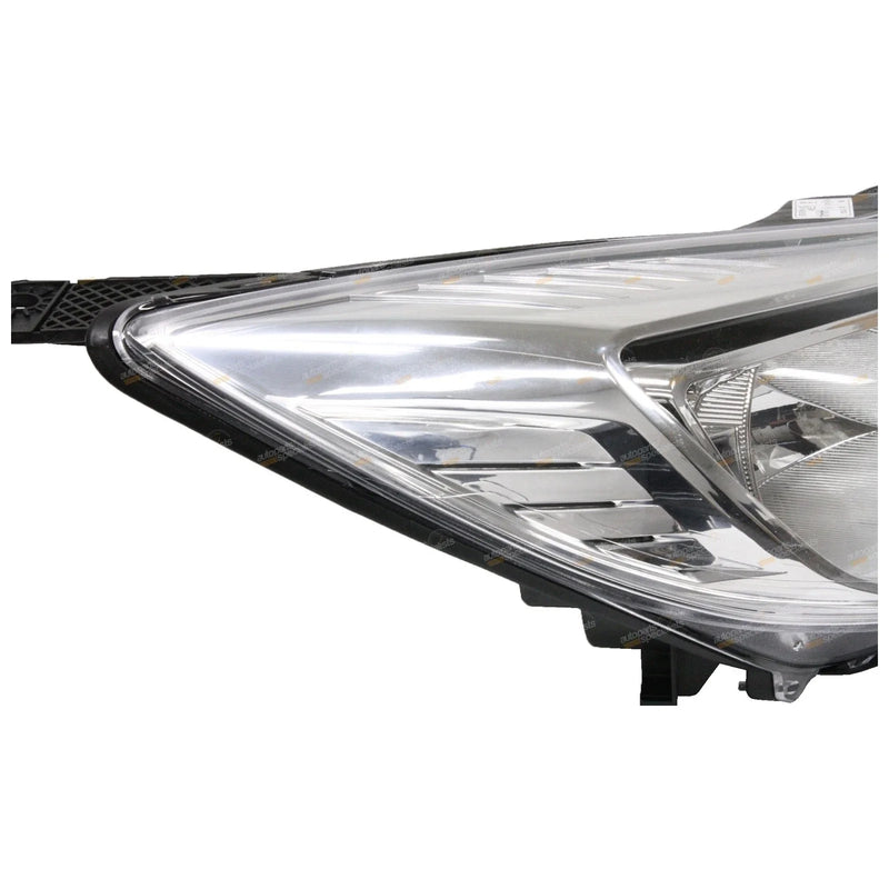 Ford Focus LW Hatch / Sedan Right RH Chrome Non-Xenon Headlight