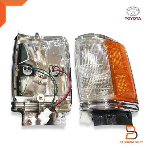 Toyota Hilux 83-88, 4Runner 83-88 Chrome Corner Park Light Lamp