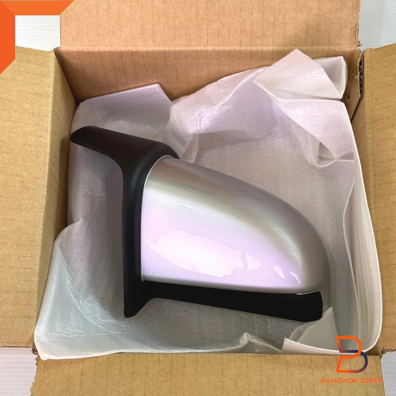 Nissan Navara D23 Genuine Rear Left Step End Cap (2015-2023)