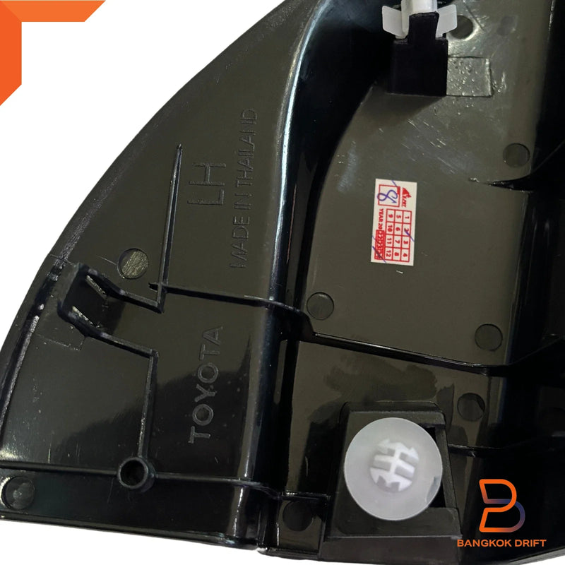 Toyota Hilux Vigo Black Front Door Lower Inner Frame Bracket Cover (05-14)