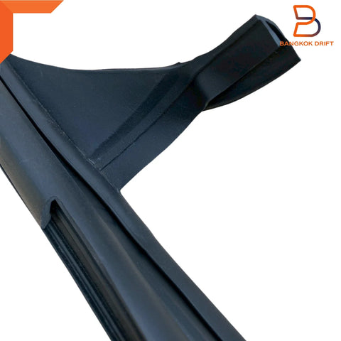 Nissan Navara D22 Ute Window Glass Run Channel Seal (1998-2004)