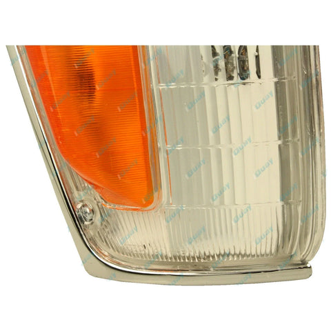 Toyota Hilux 88-91 RH Chrome Trim Corner Indicator Park Light (1988-1991)