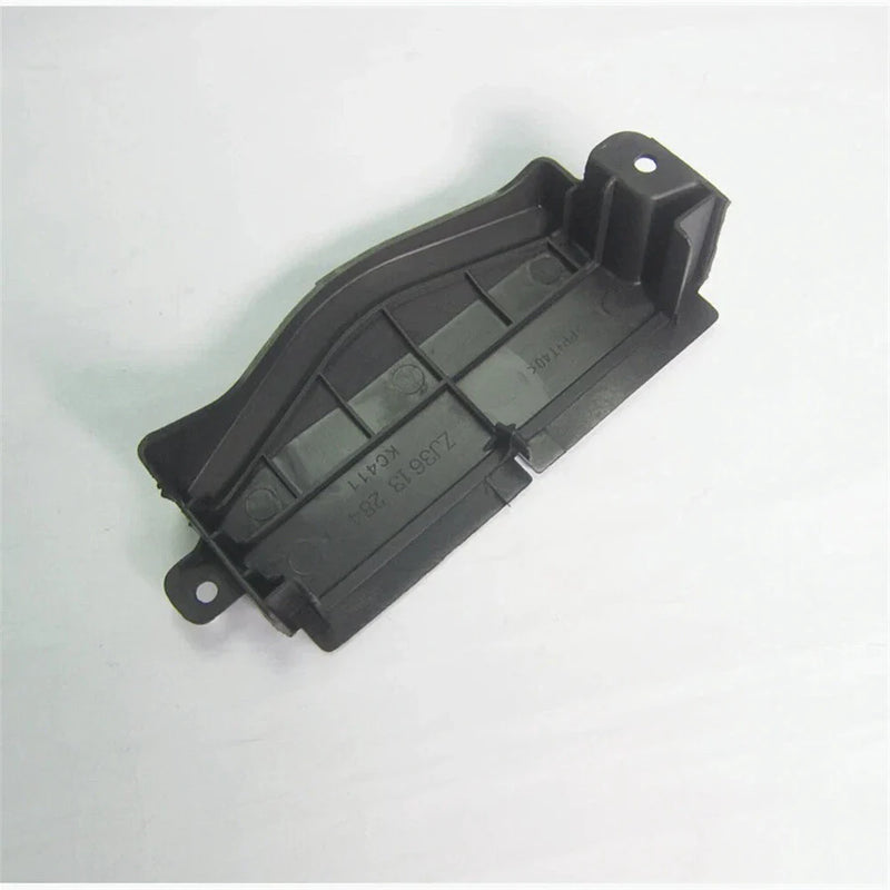 Mazda 3, 2 Engine Upper Cover (2004-2012, 2007-2010)