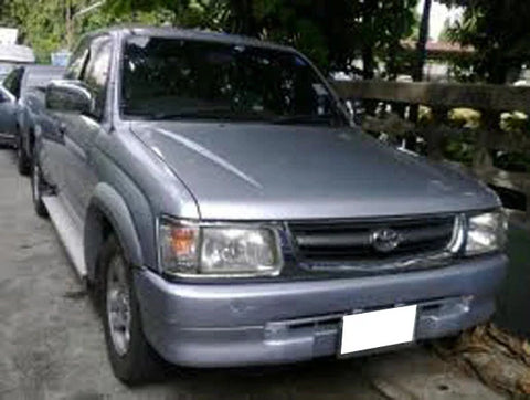 Toyota Hilux MK4 2001-2002 Headlights (RH)