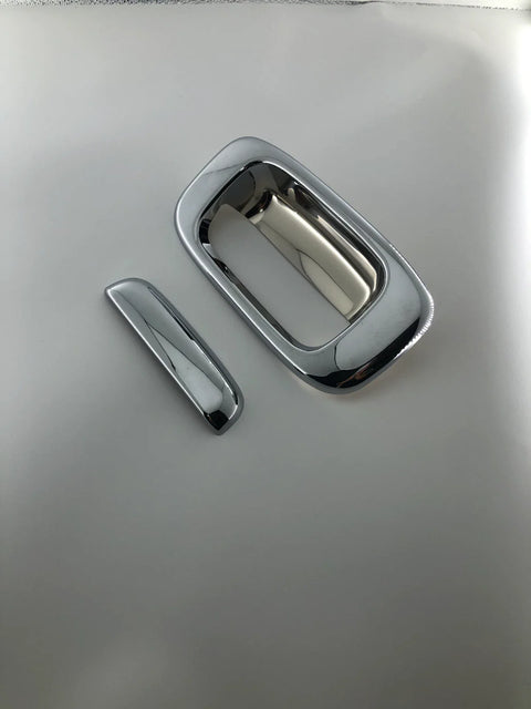 Chevrolet Silverado Tailgate Rear Chrome Door Handle Bowl Cover Trim (2000-2006)