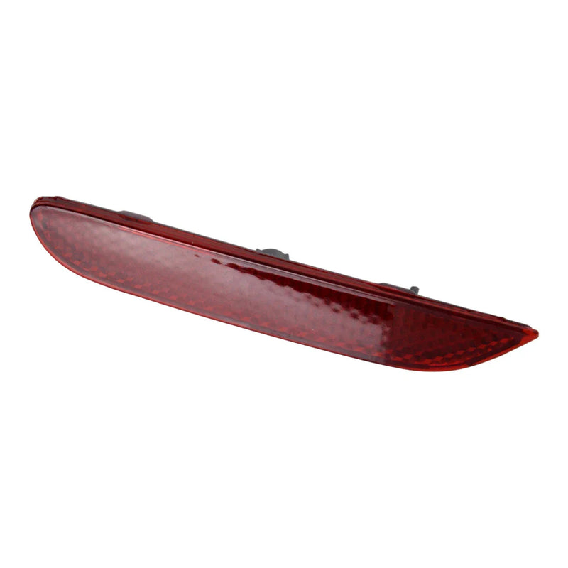 Infiniti Y70, YX30, Nissan Altima Red Left Rear Bumper Reflector Assembly