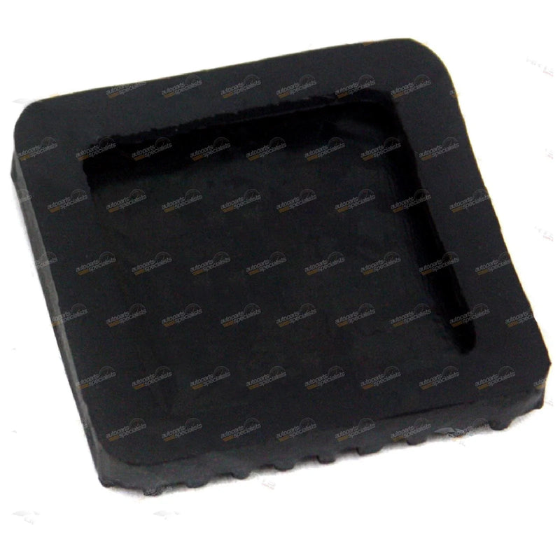 Toyota Coaster Bus HZB30R 2 x Brake + Clutch Pedal Rubbers (1990–1993)
