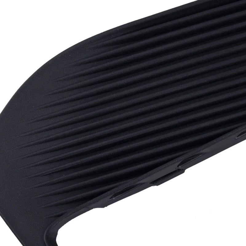 Chevrolet Malibu Right Front Fog Lamp Cover (2013-2015)