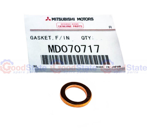 Mitsubishi Pajero Triton Delica 4D55 4D56 4M40 Injector