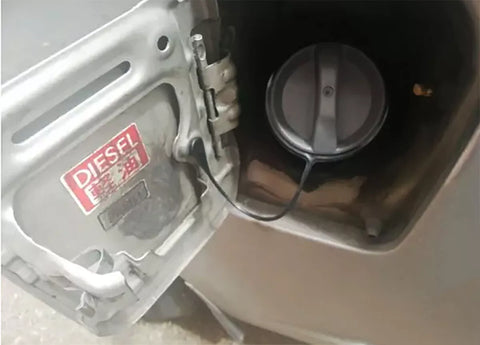 Toyota Hilux / Fortuner / Hiace Diesel Fuel Tank Cap (2005-2023)